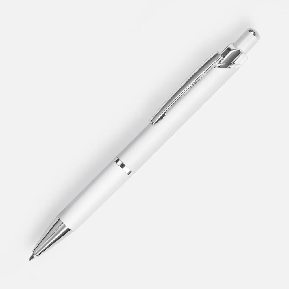 белый