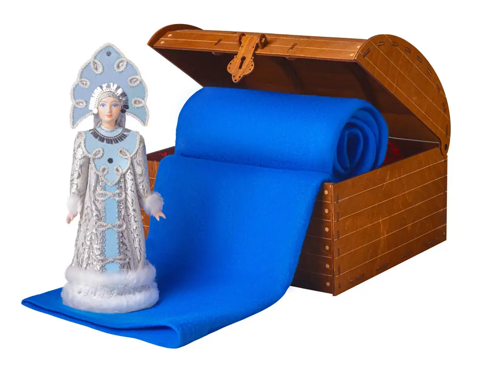 синий