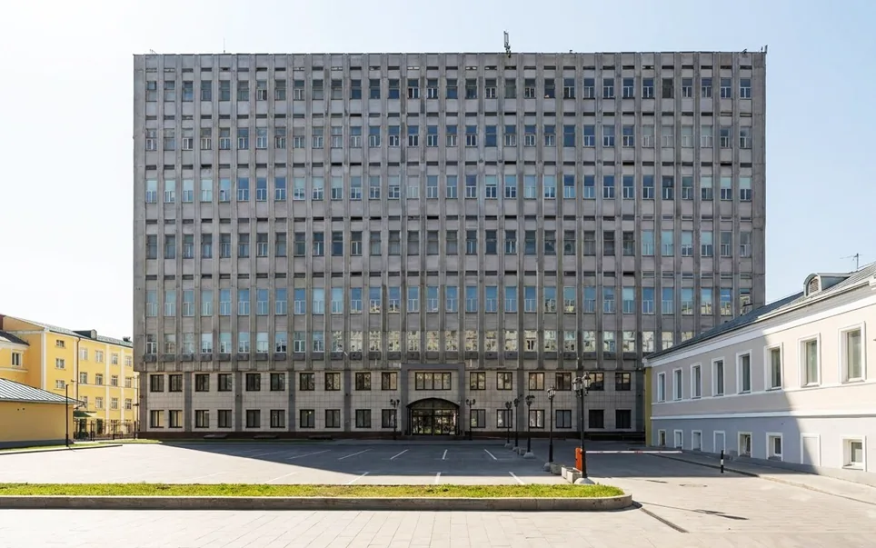 Фасад бизнес-центра Теодор, где расположен склад BLB
